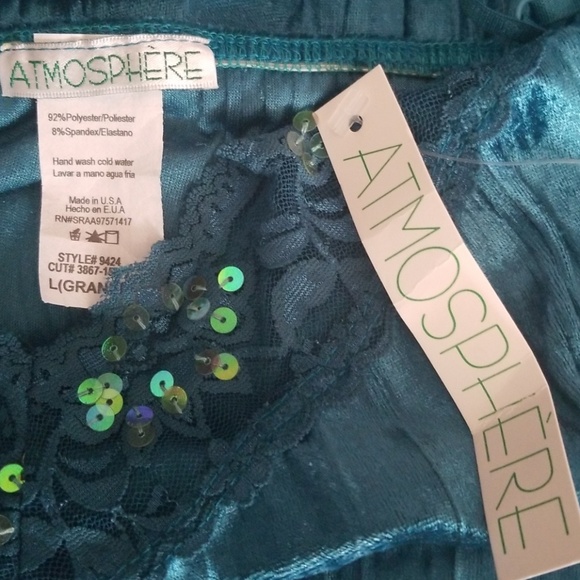 Top - Picture 3 of 3